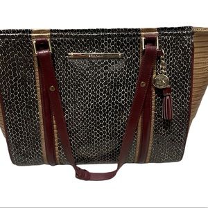 Beautiful preloved EUC Brahmin bag, interior clean great condition!!